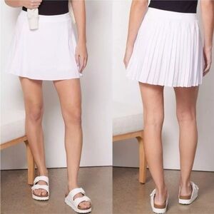 Spanx Women’s Pleated Skirt SzL White Get Moving